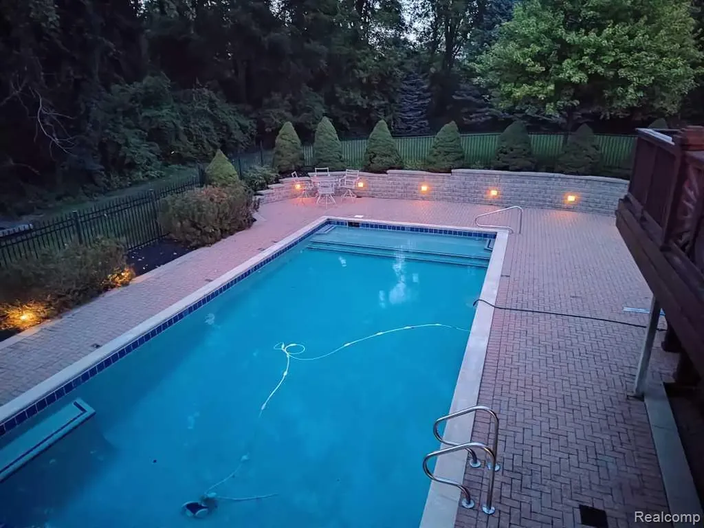 1339 Pond Bluff Way Brighton City MI 48114