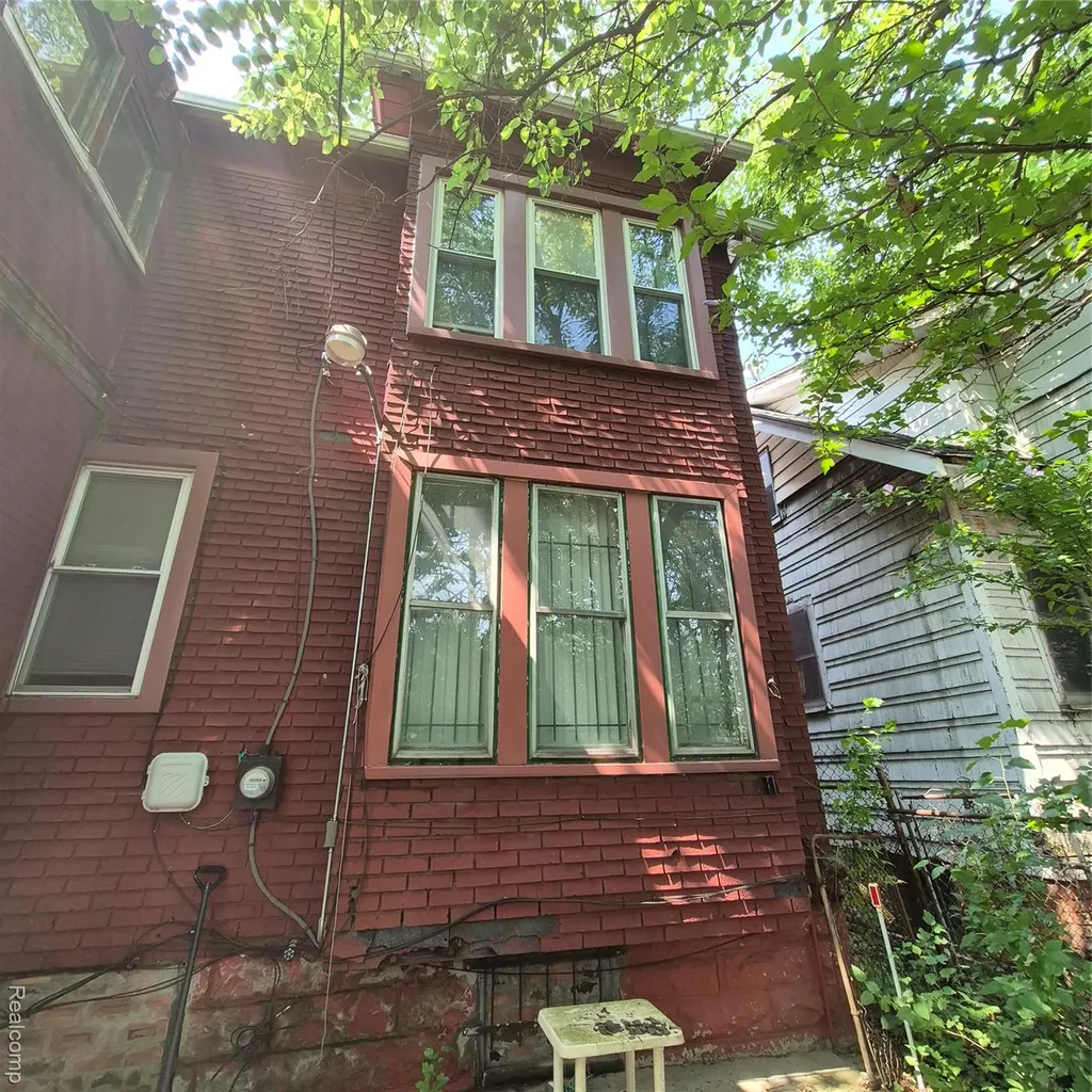 2981 W Euclid Street Detroit City MI 48206