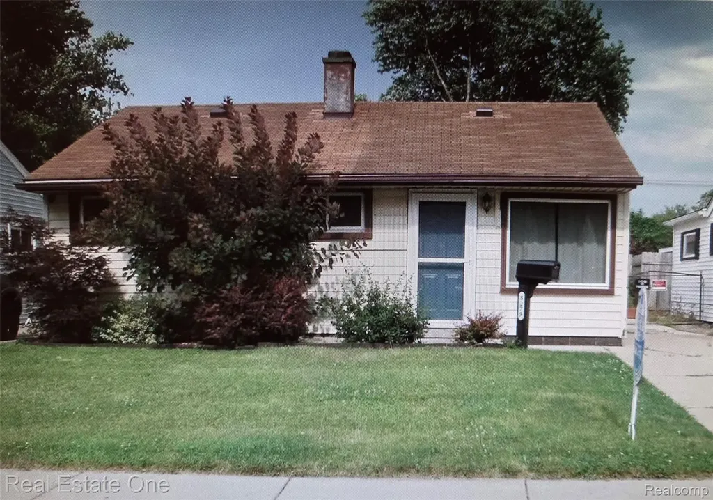8279 Elm Street Taylor City MI 48180
