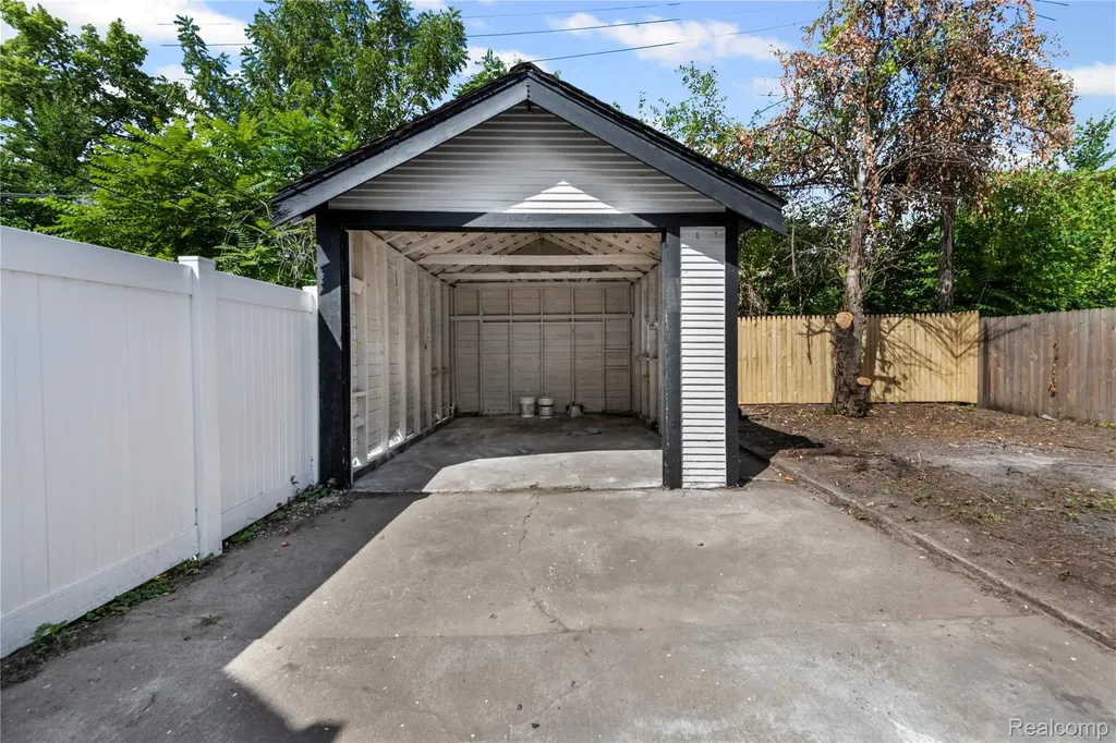 12257 Ilene Street Detroit City MI 48204