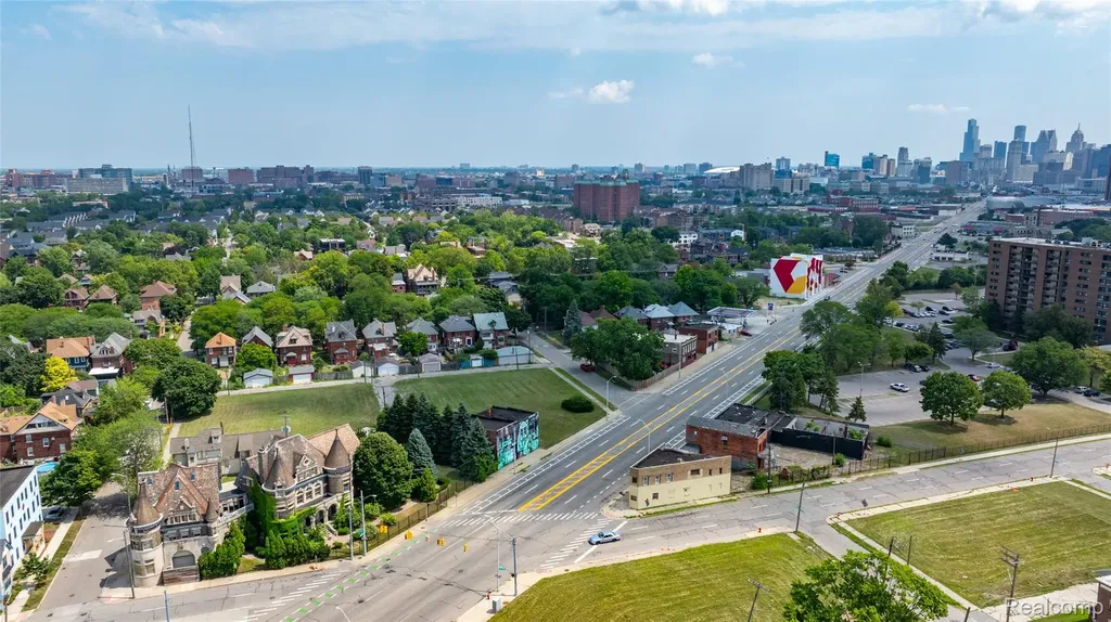 4122 Grand River Avenue Detroit City MI 48208