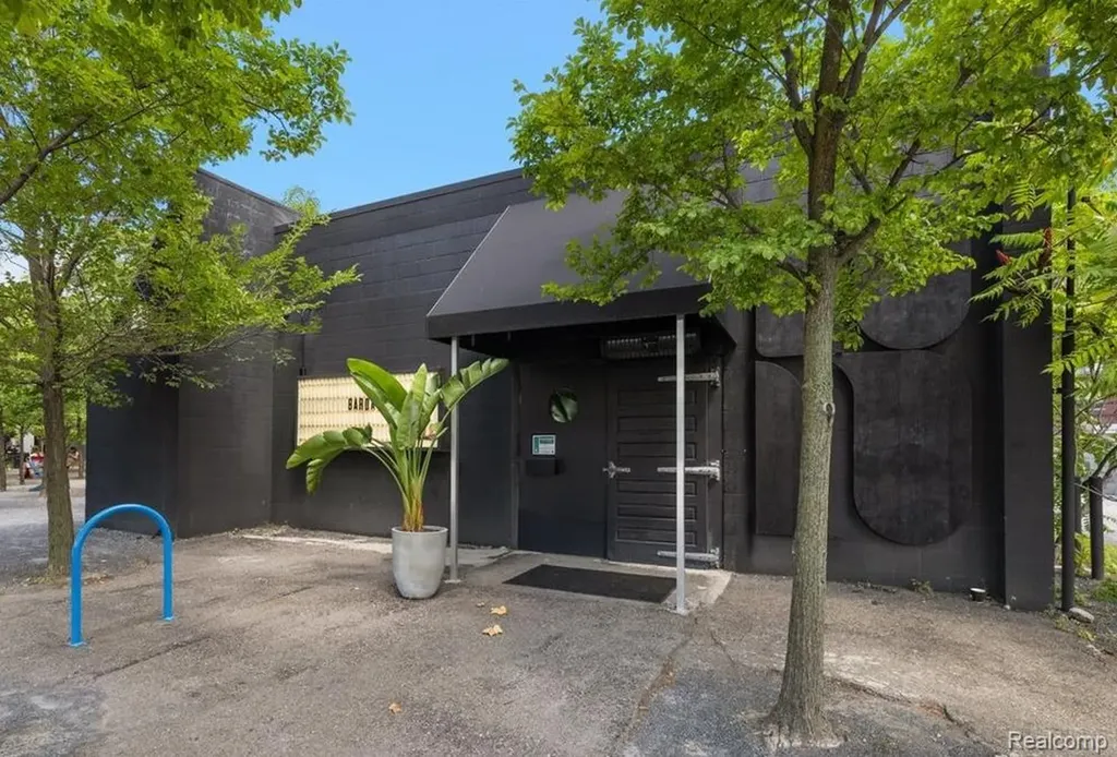 4122 Grand River Avenue Detroit City MI 48208