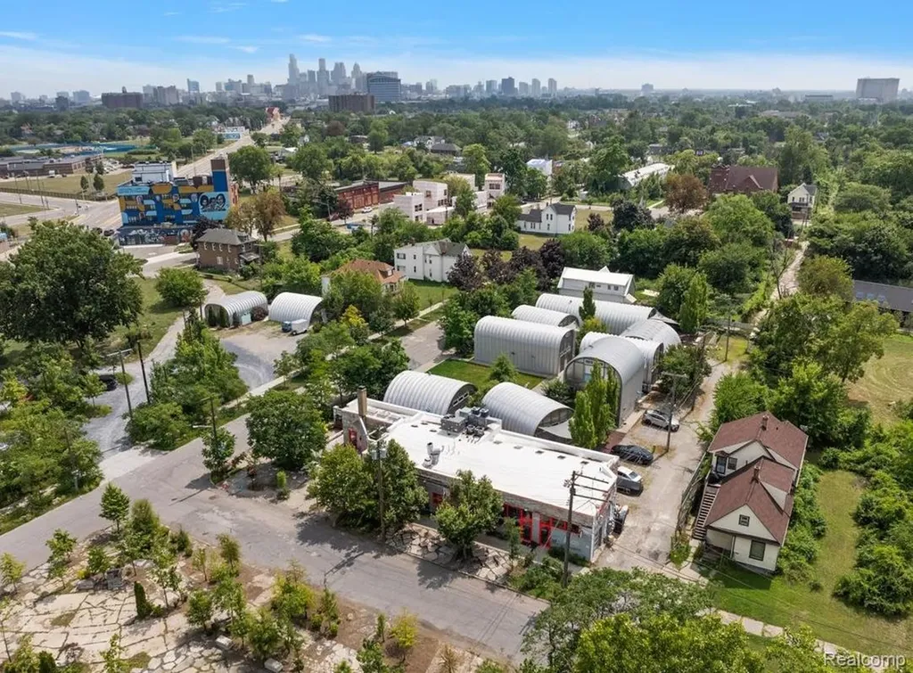 4122 Grand River Avenue Detroit City MI 48208