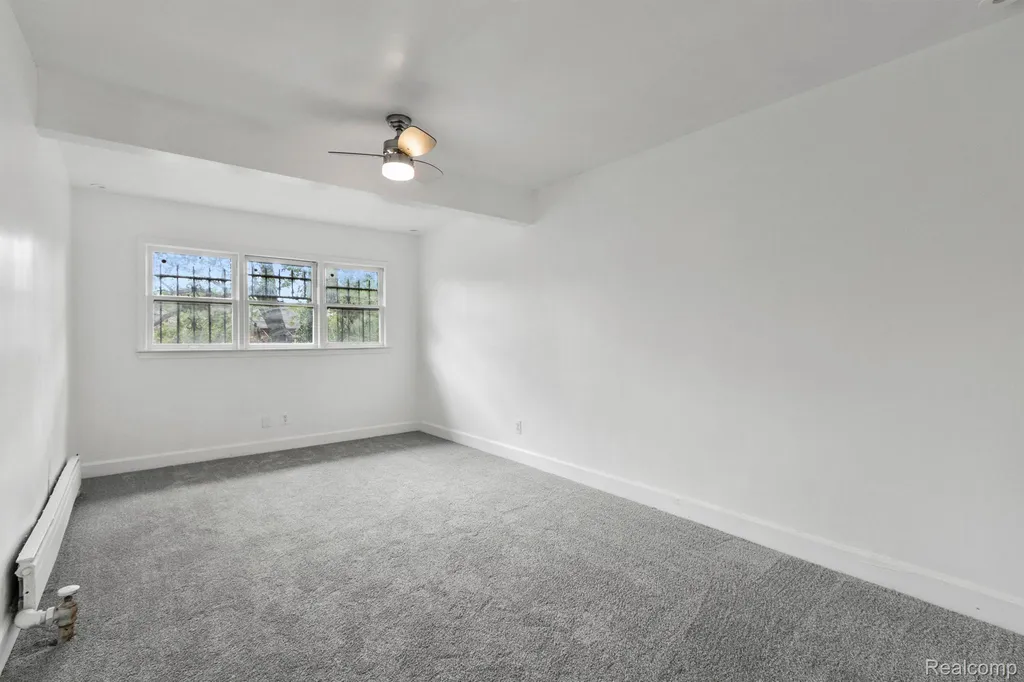 18030 Santa Barbara Drive Detroit City MI 48221