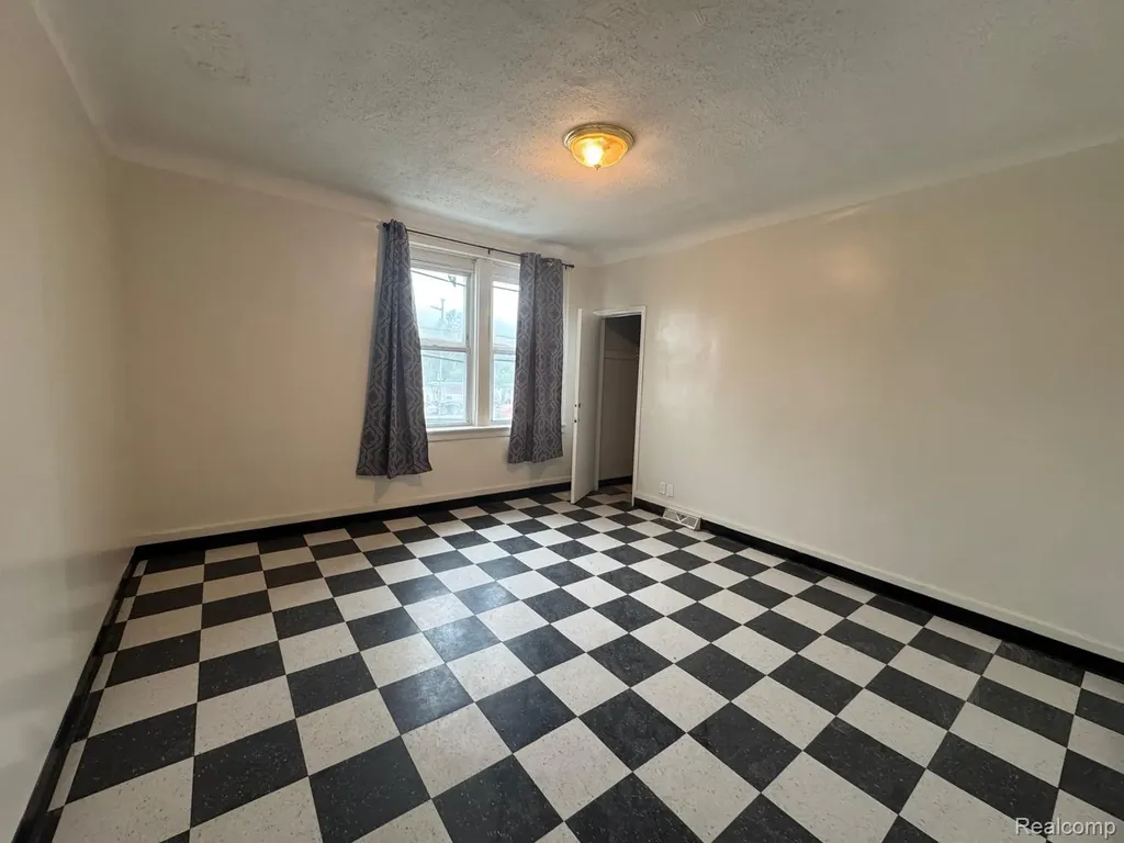 13532 Conant Street Detroit City MI 48212