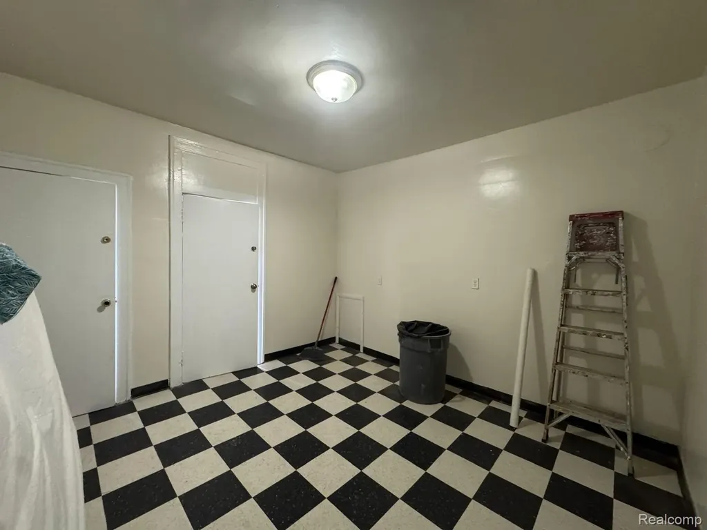 13532 Conant Street Detroit City MI 48212