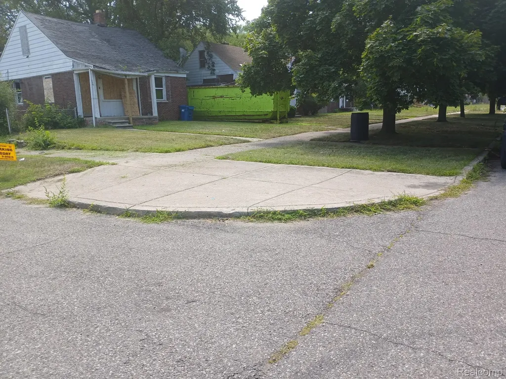 19974 Waltham Street Detroit City MI 48205