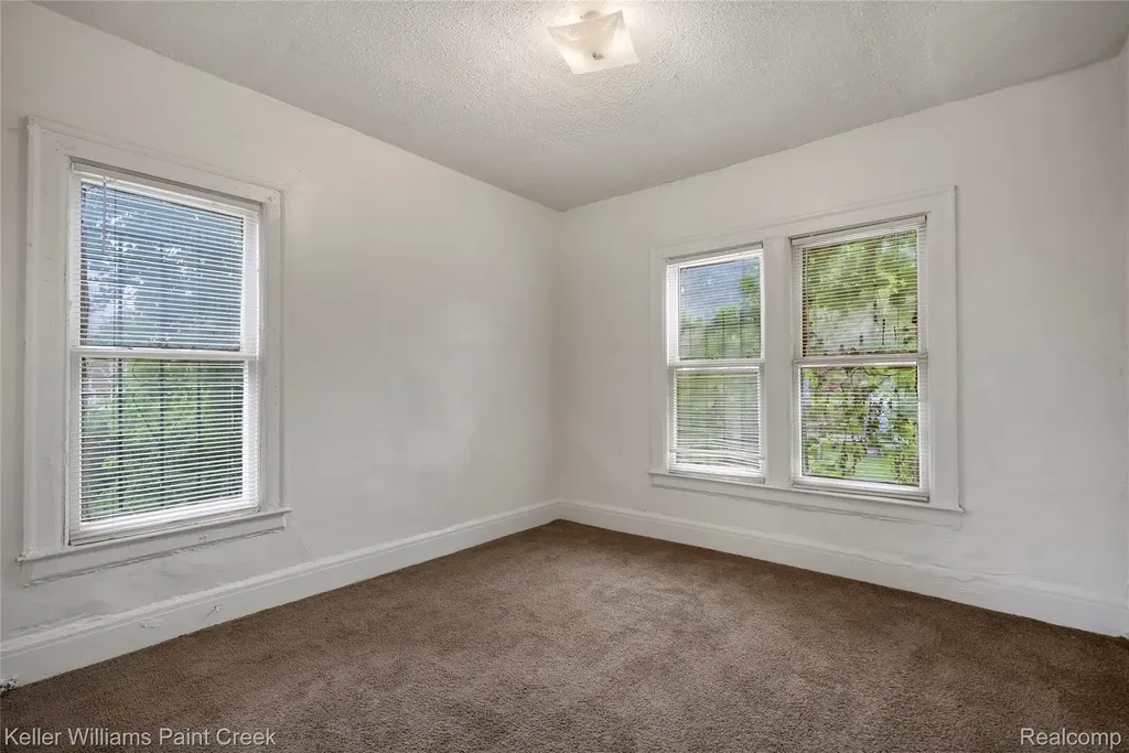 5752 Chatsworth Street Detroit City MI 48224