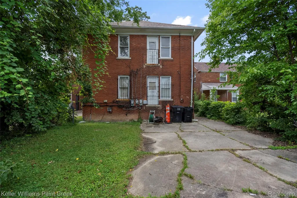 5752 Chatsworth Street Detroit City MI 48224