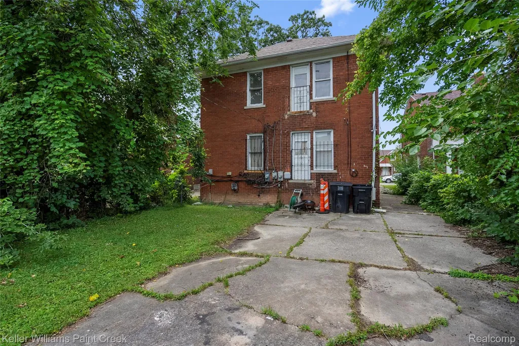 5752 Chatsworth Street Detroit City MI 48224