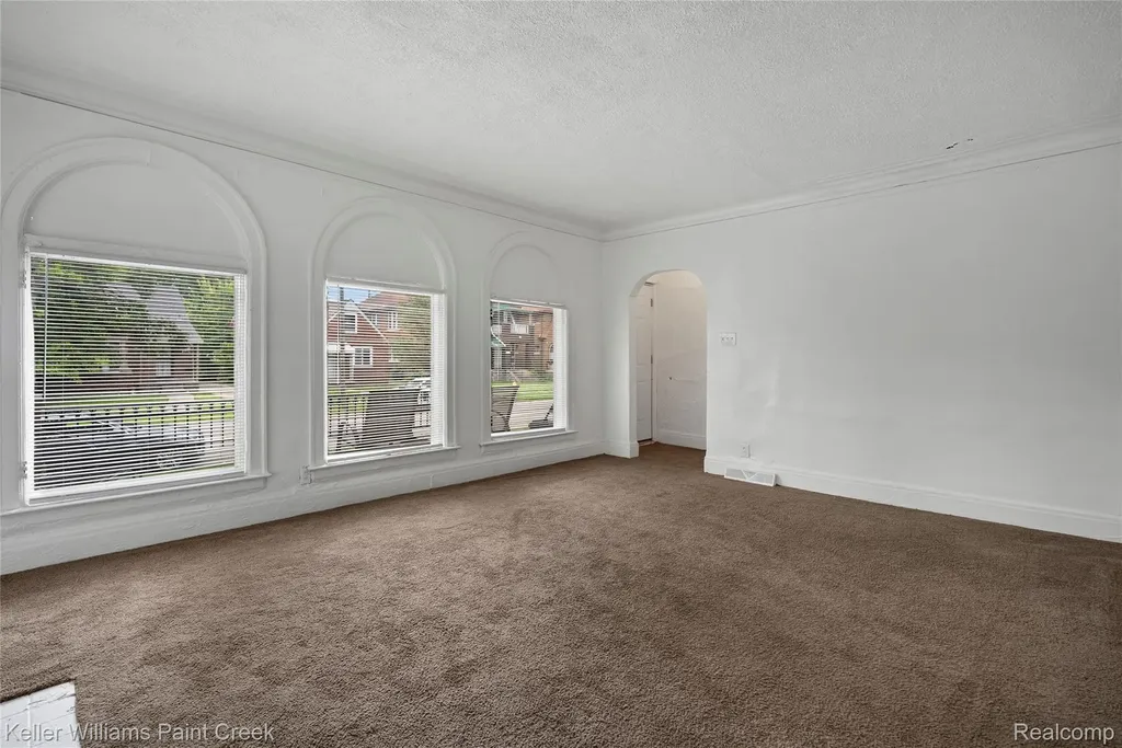 5752 Chatsworth Street Detroit City MI 48224