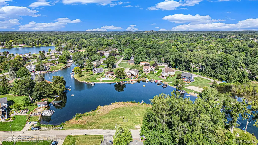 00 Coledale Drive White Lake Charter Township MI 48386