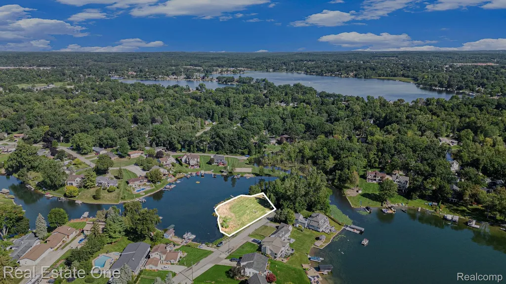 00 Coledale Drive White Lake Charter Township MI 48386