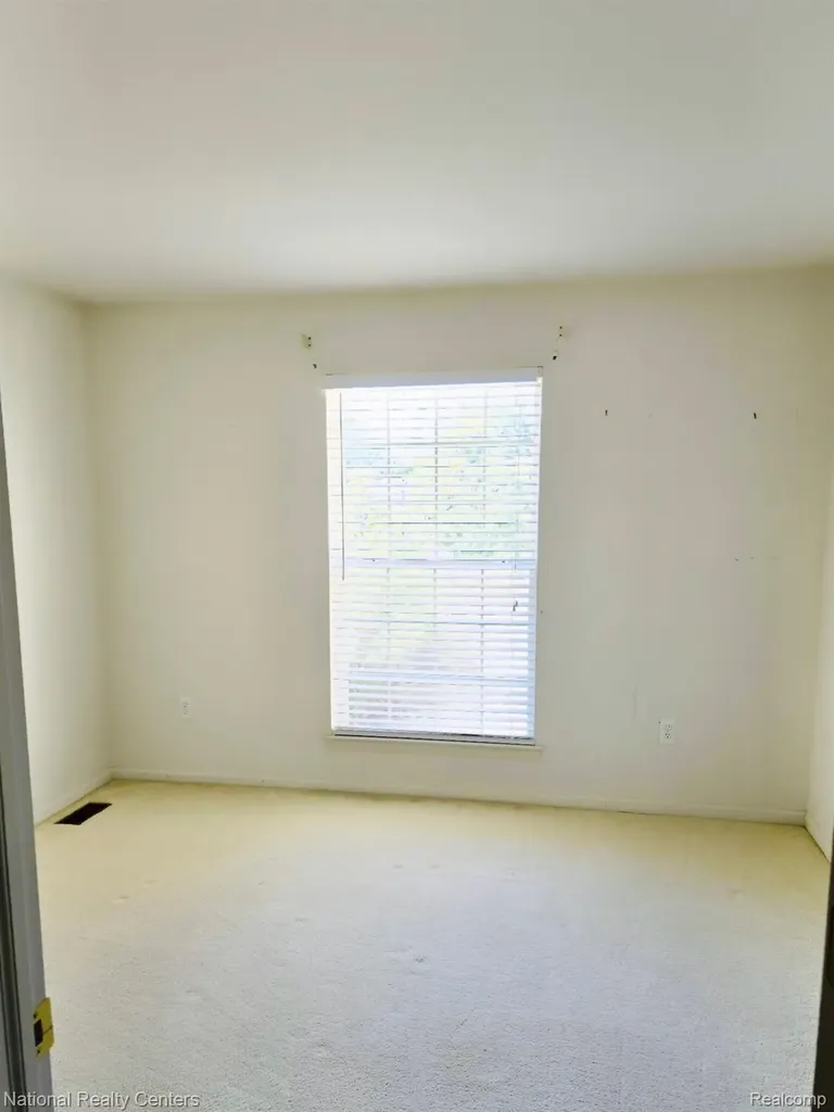 50314 Paradise Court Macomb Township MI 48044