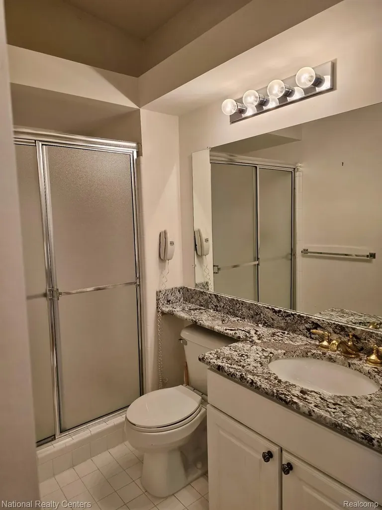 50314 Paradise Court Macomb Township MI 48044