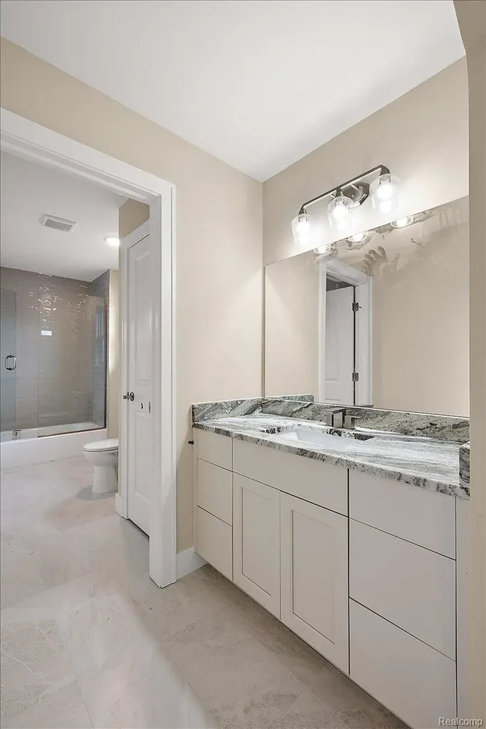 24244 Tullymore Drive Macomb Township MI 48042
