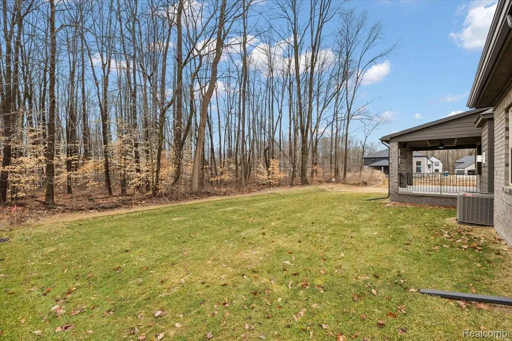 24244 Tullymore Drive Macomb Township MI 48042