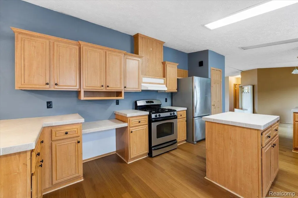 3403 Nottingham Salem Township MI 48167