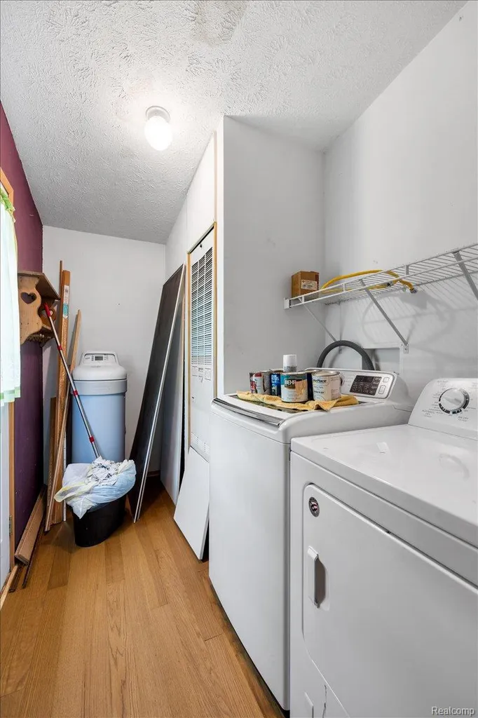 3403 Nottingham Salem Township MI 48167