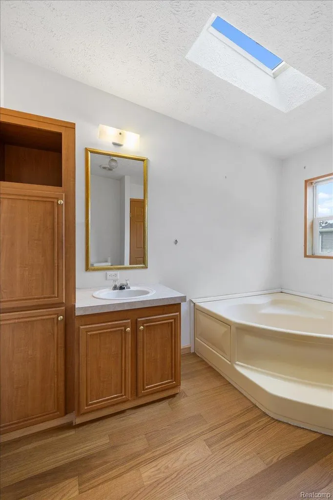 3403 Nottingham Salem Township MI 48167