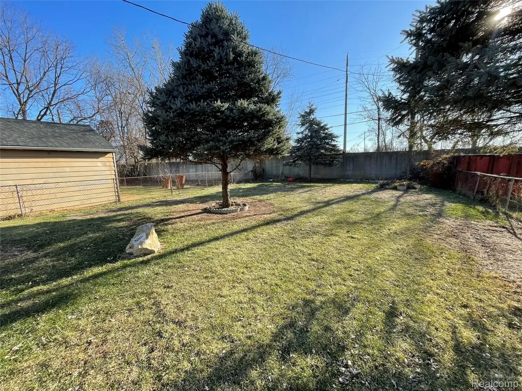 26431 Trowbridge Street S Inkster City MI 48141