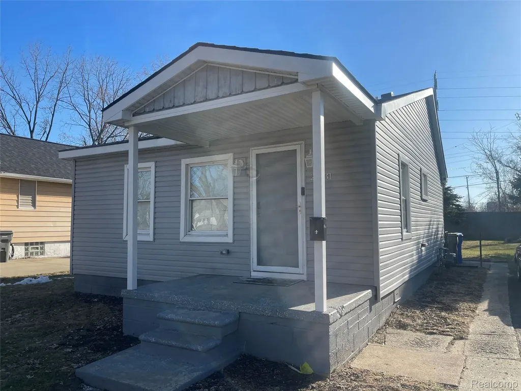 26431 Trowbridge Street S Inkster City MI 48141