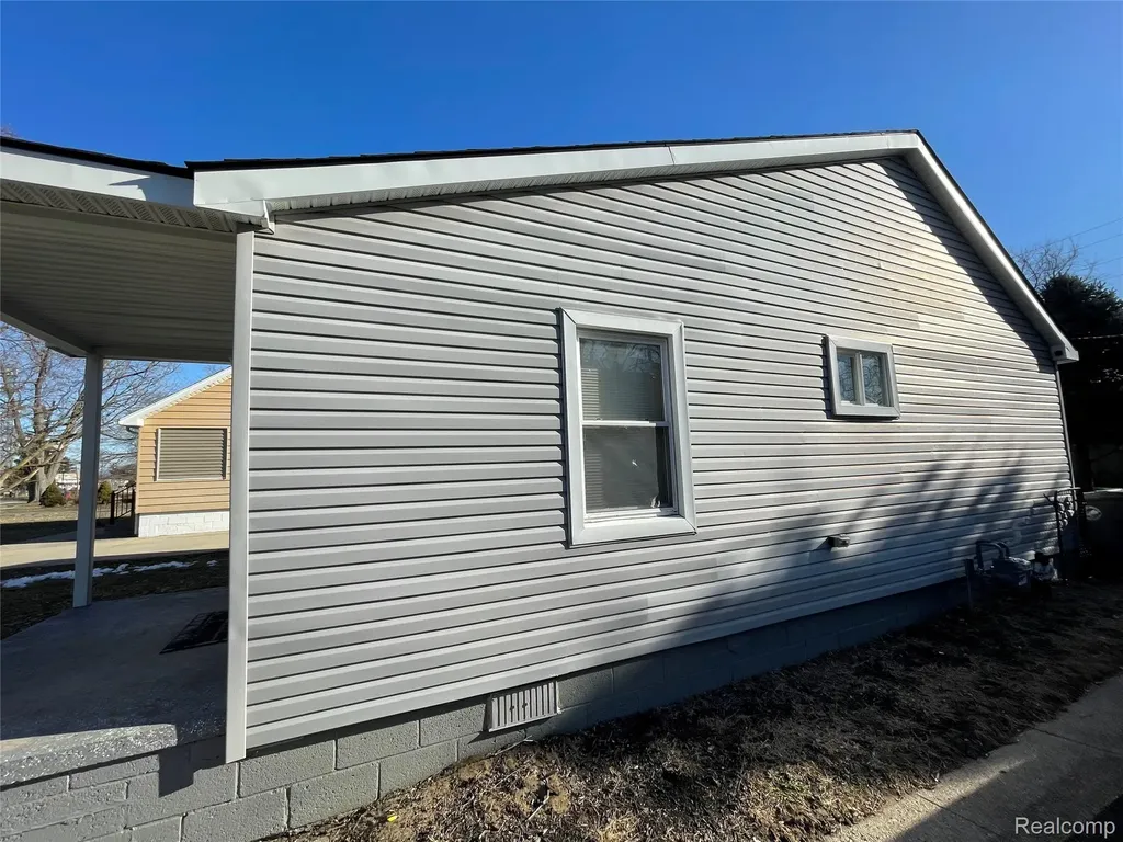 26431 Trowbridge Street S Inkster City MI 48141