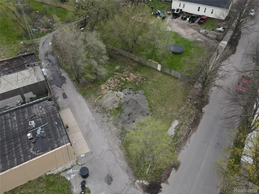 4665 Michigan Avenue Detroit City MI 48210