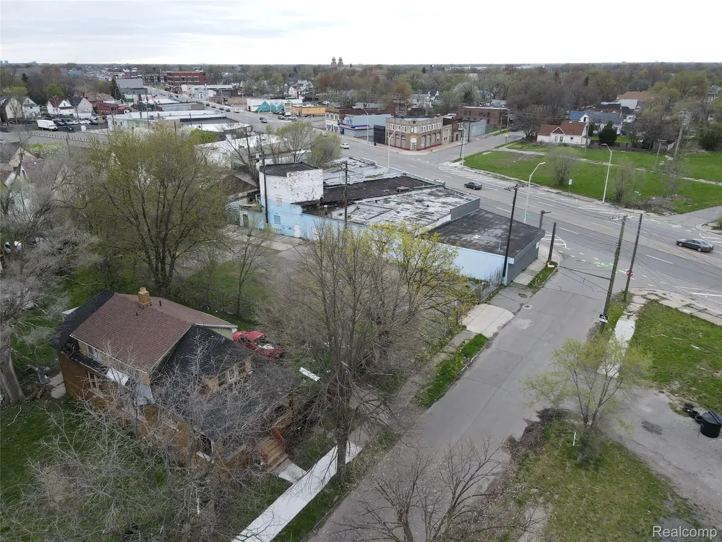 4665 Michigan Avenue Detroit City MI 48210