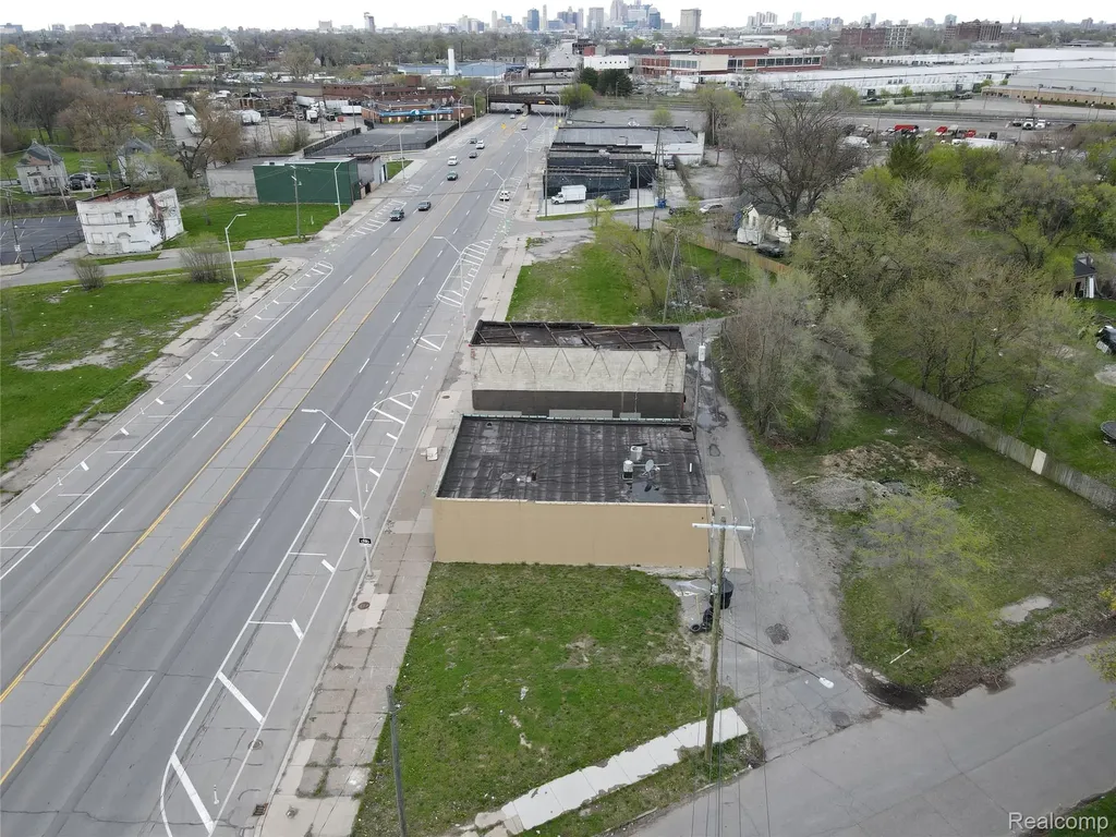 4665 Michigan Avenue Detroit City MI 48210