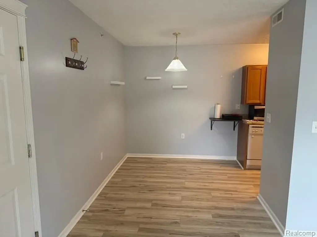 3021 Birch Row Drive East Lansing City MI 48823