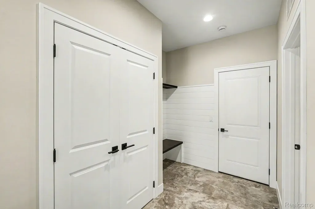 56211 Stone Falcon Drive Shelby Charter Township MI 48315