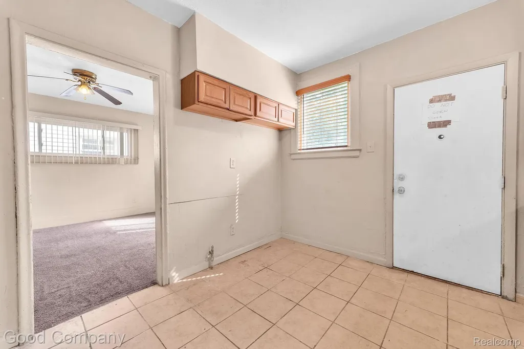15572 Normandy Street Detroit City MI 48238