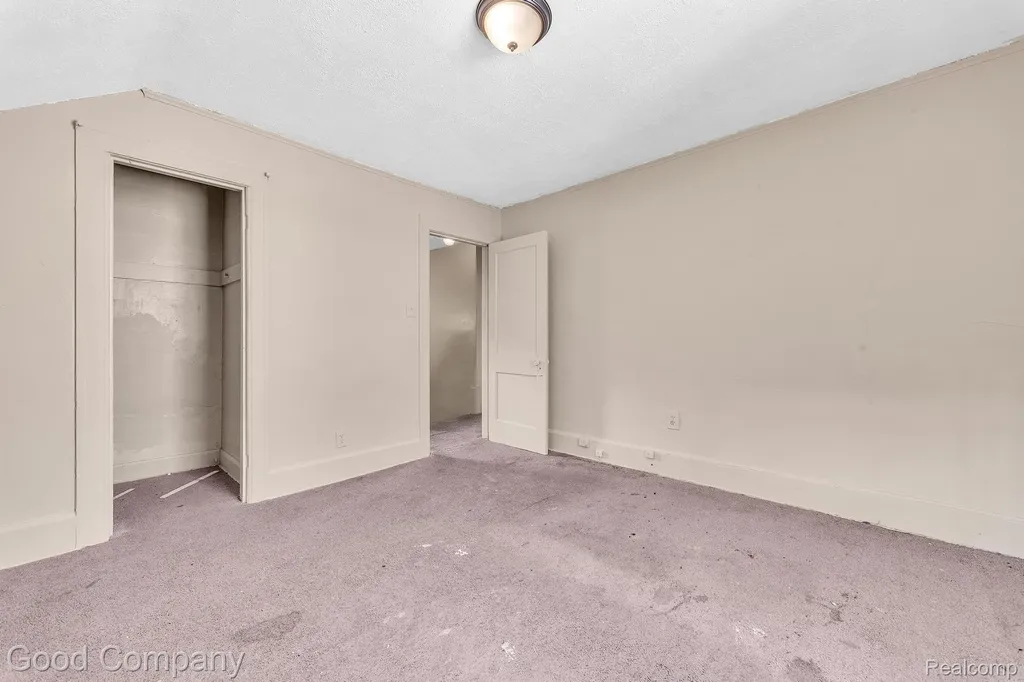 15572 Normandy Street Detroit City MI 48238
