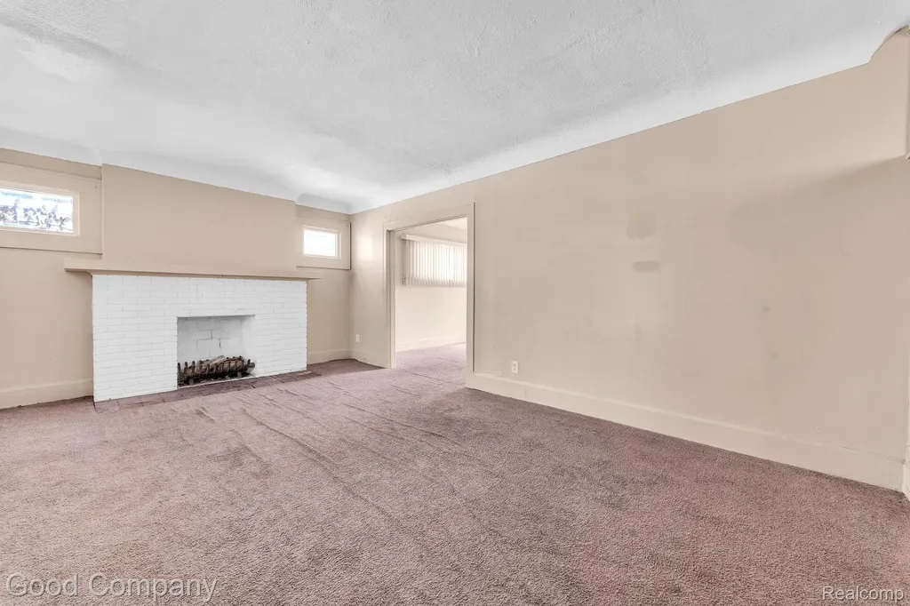 15572 Normandy Street Detroit City MI 48238