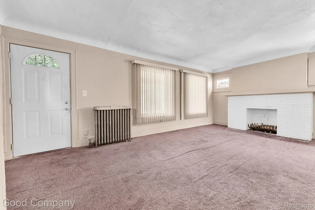 15572 Normandy Street Detroit City MI 48238