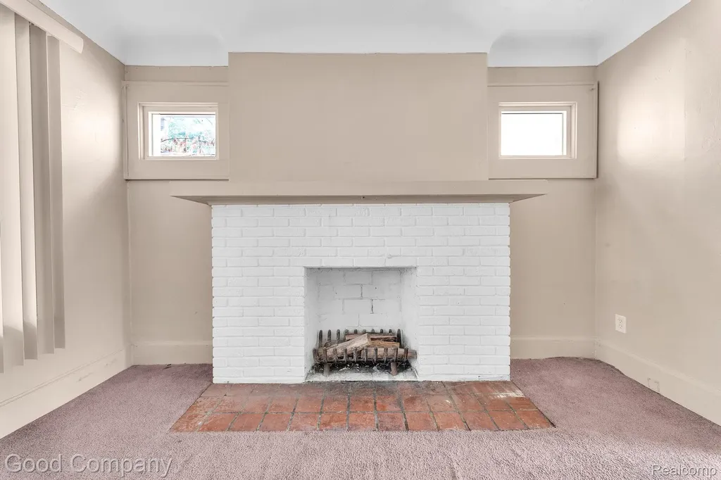 15572 Normandy Street Detroit City MI 48238
