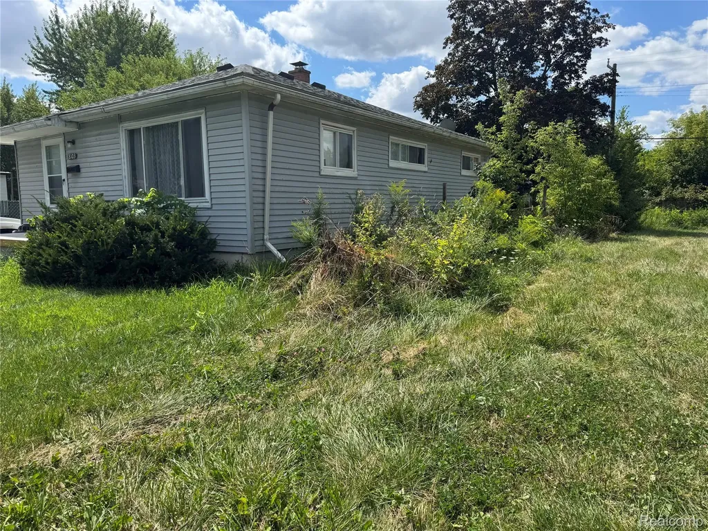 8103 Fielding Street Detroit City MI 48228