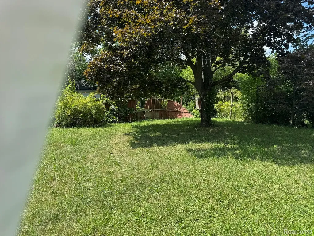 8103 Fielding Street Detroit City MI 48228