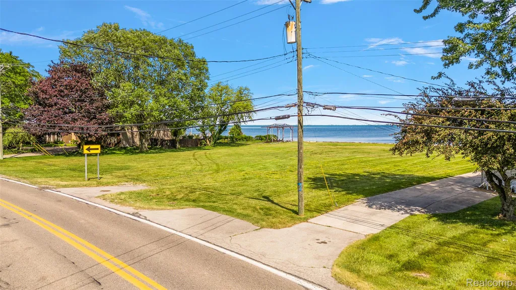 39196 Lakeshore Drive - Lot 57 Harrison Charter Township MI 48045