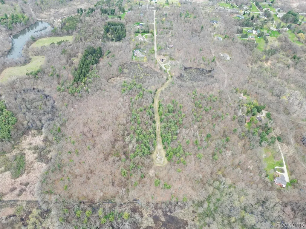 4.23 Acres Vl - Knights Bridge Road Addison Township MI 48367