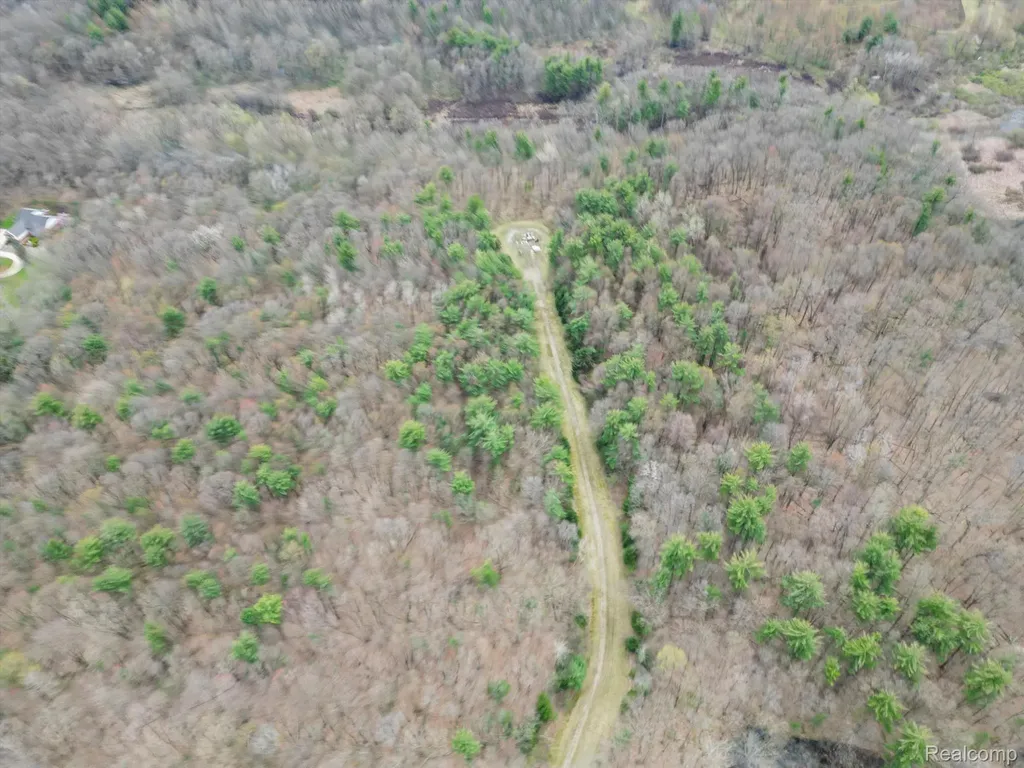 2.05 Acres Vl - Knights Bridge Road Addison Township MI 48367