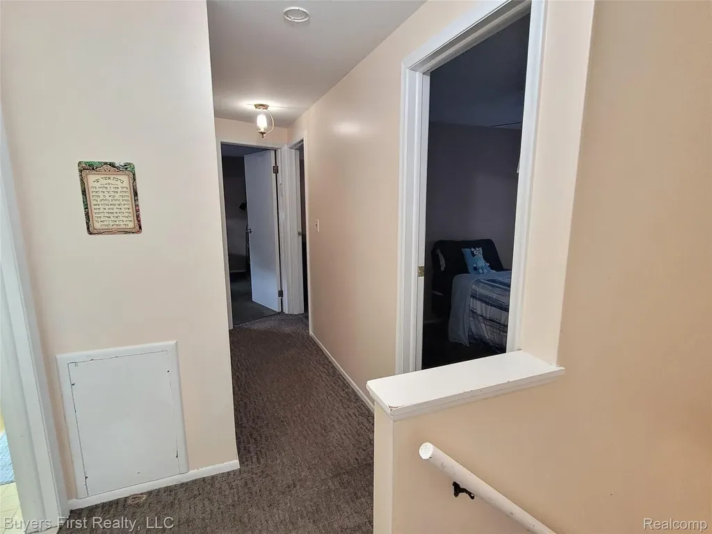 26040 Marlowe Place Oak Park City MI 48237