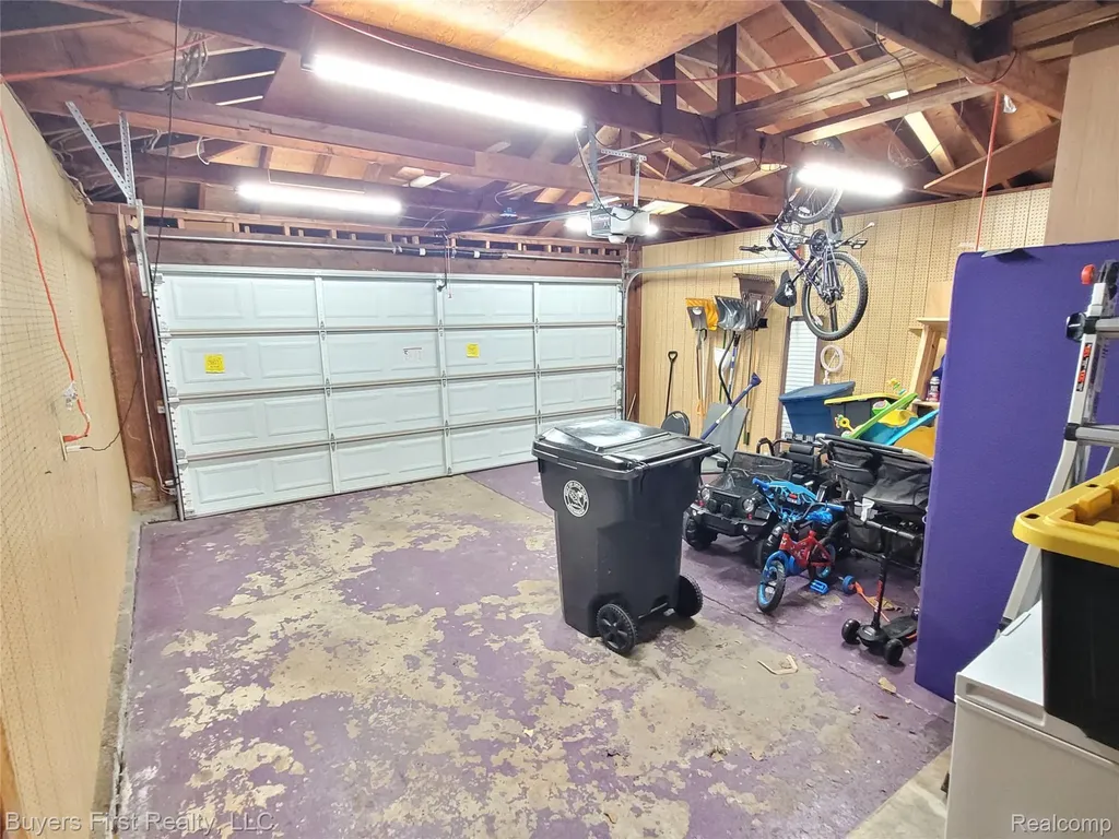 26040 Marlowe Place Oak Park City MI 48237
