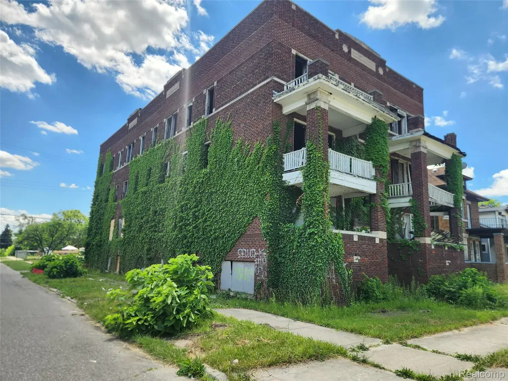 2903 Montgomery Street Detroit City MI 48206