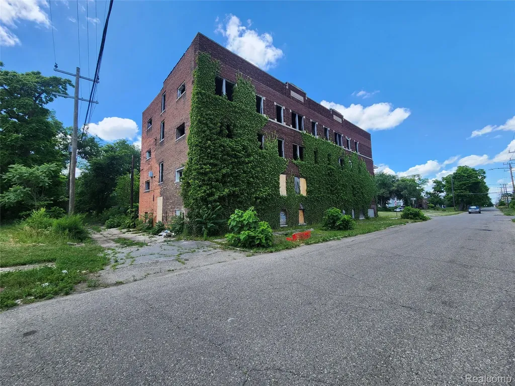 2903 Montgomery Street Detroit City MI 48206