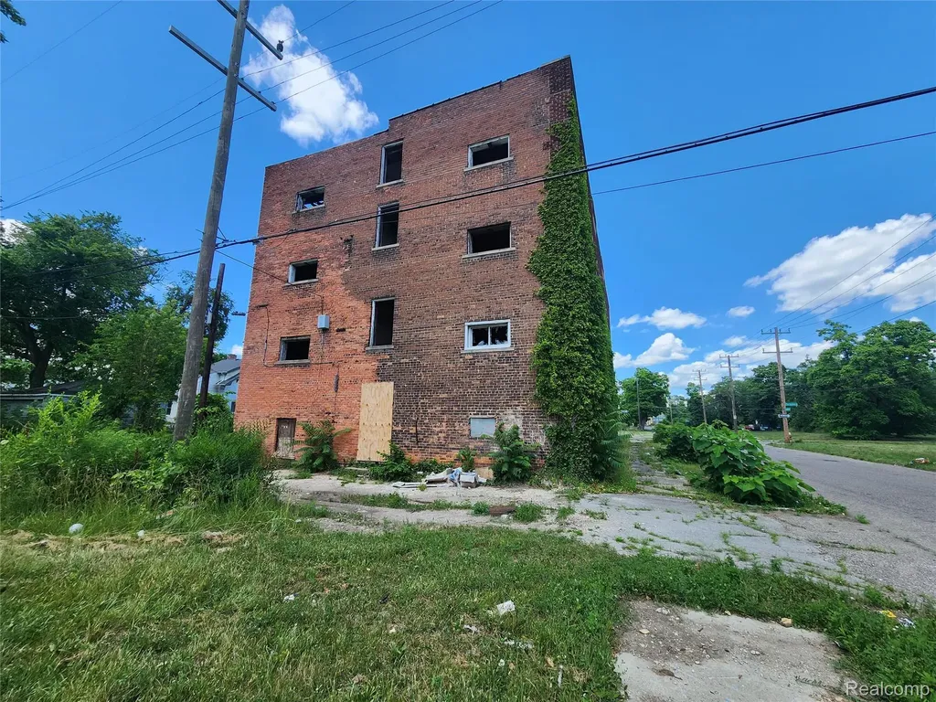 2903 Montgomery Street Detroit City MI 48206