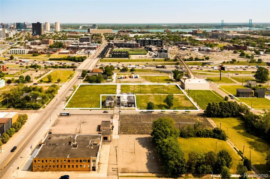 2641 Trumbull Street Detroit City MI 48216