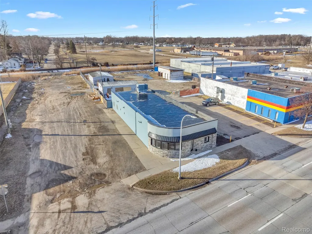 32413 Michigan Avenue Wayne City MI 48184