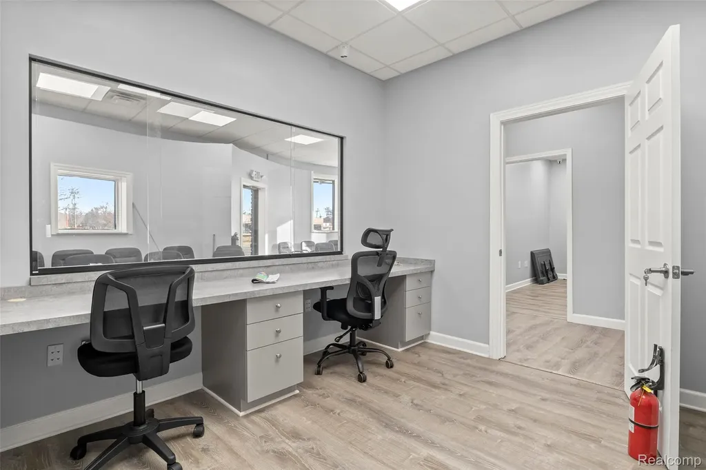 32413 Michigan Avenue Wayne City MI 48184